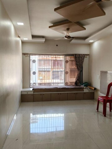 Living Room in 2.5 BHK Apartment at Swaroop Residency, Ghatkopar East – for Rent