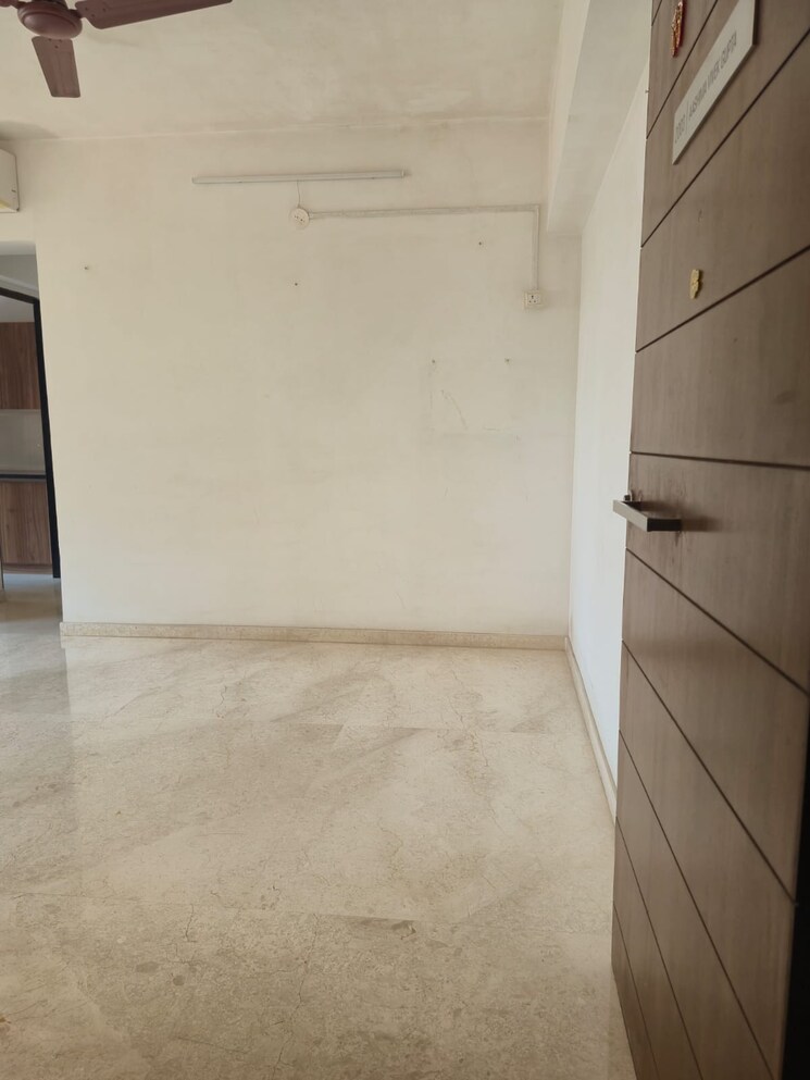 Bathroom, lodha-splendora 2.5 Bedroom 850 Sq.Ft. Apartment In Ghodbunder Road Thane 9661193