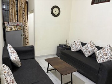 Living Room in 1 BHK Builder Floor at Ghazipur – for Rent