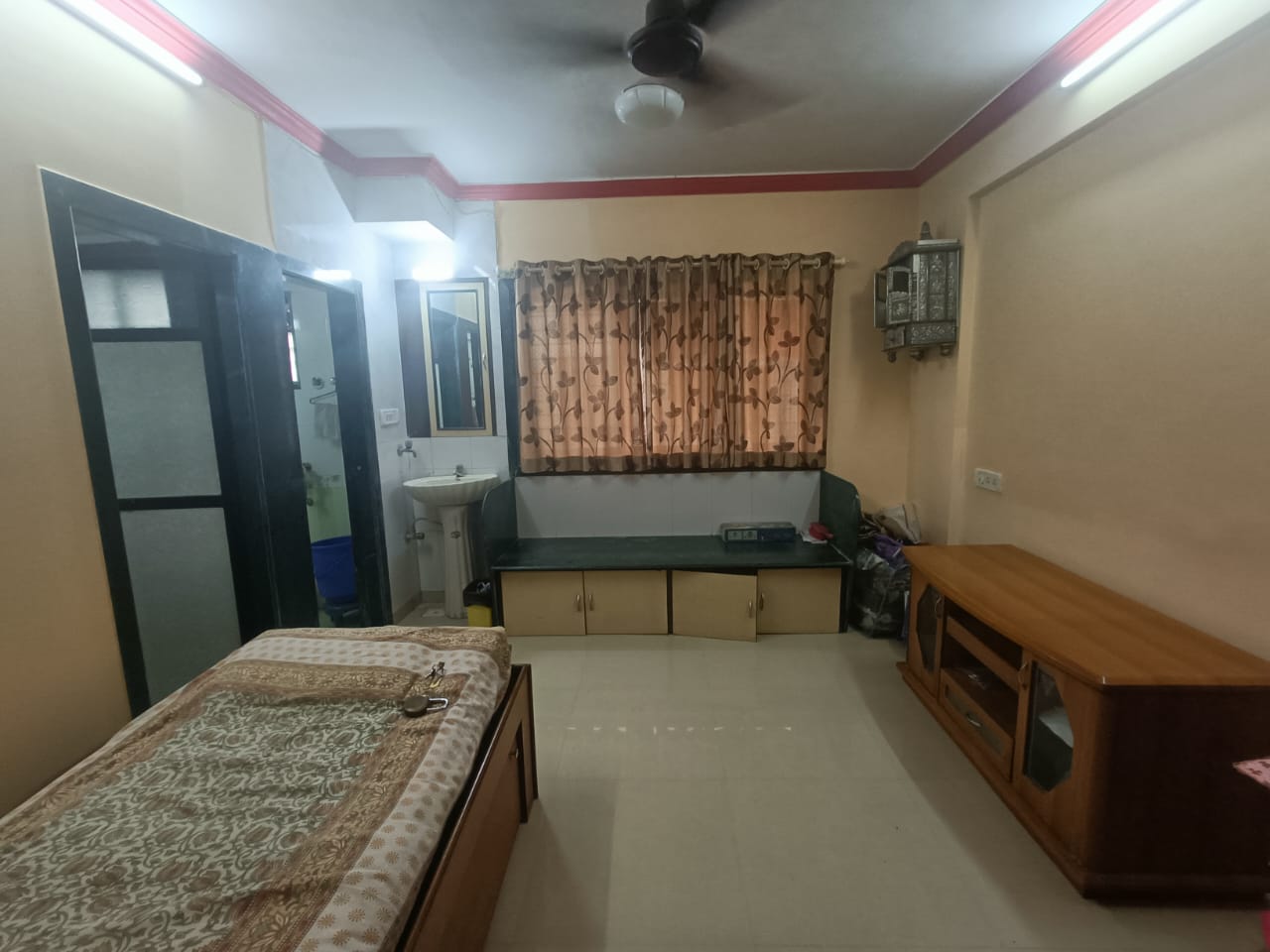 1 RkApartment For Rent in Ashirwad CHS Andheri East