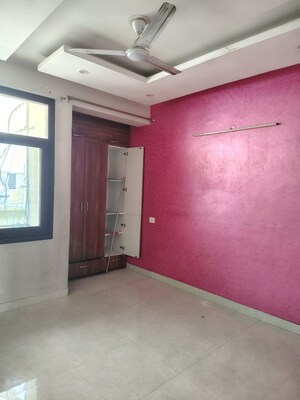 Room in 3 BHK Builder Floor at Dhakoli – for Rent