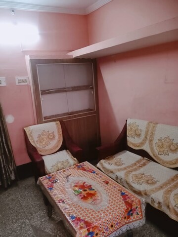 Living Room in 2.5 BHK Independent House at Kapoorthala – for Rent