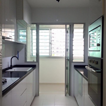 Kitchen in 2.5 BHK Apartment at Jaypee The Golden Gate, Sector 129 – for Sale