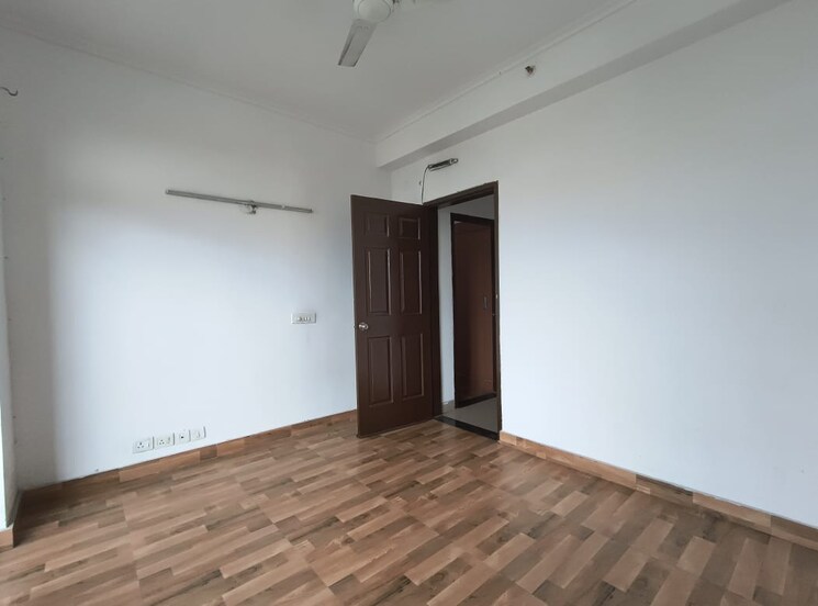 Room, jaypee-kalypso-court 3 Bedroom 2650 Sq.Ft. Apartment In Sector 128 Noida 9661217