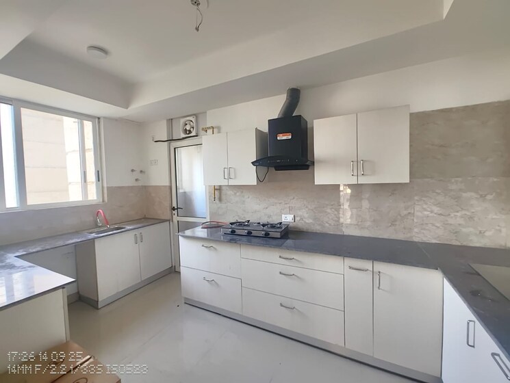 Kitchen, jaypee-kalypso-court 3 Bedroom 2650 Sq.Ft. Apartment In Sector 128 Noida 9661217