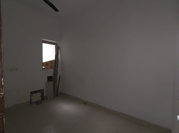 2 BHK Apartment For Rent in Jaypee Greens Pavilion Court, Sector 128