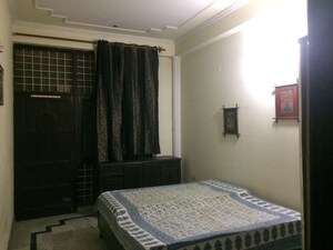 Bedroom in 3 BHK Builder Floor at Sector 52 – for Rent