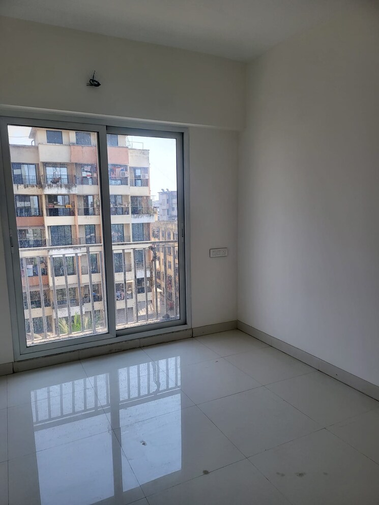 Room, lodha-crown-quality-homes 1 Bedroom 676 Sq.Ft. Apartment In Majiwada Thane 9661234