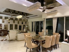 4 BHK + Pooja Room Apartment For Sale in Windsor Grande Residences