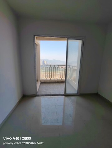 2 BHK Apartment For Rent in Puraniks City Reserva, Ghodbunder Road