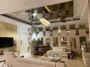 Gym in 4 BHK Apartment at Windsor Grande Residences, Andheri West – for Sale