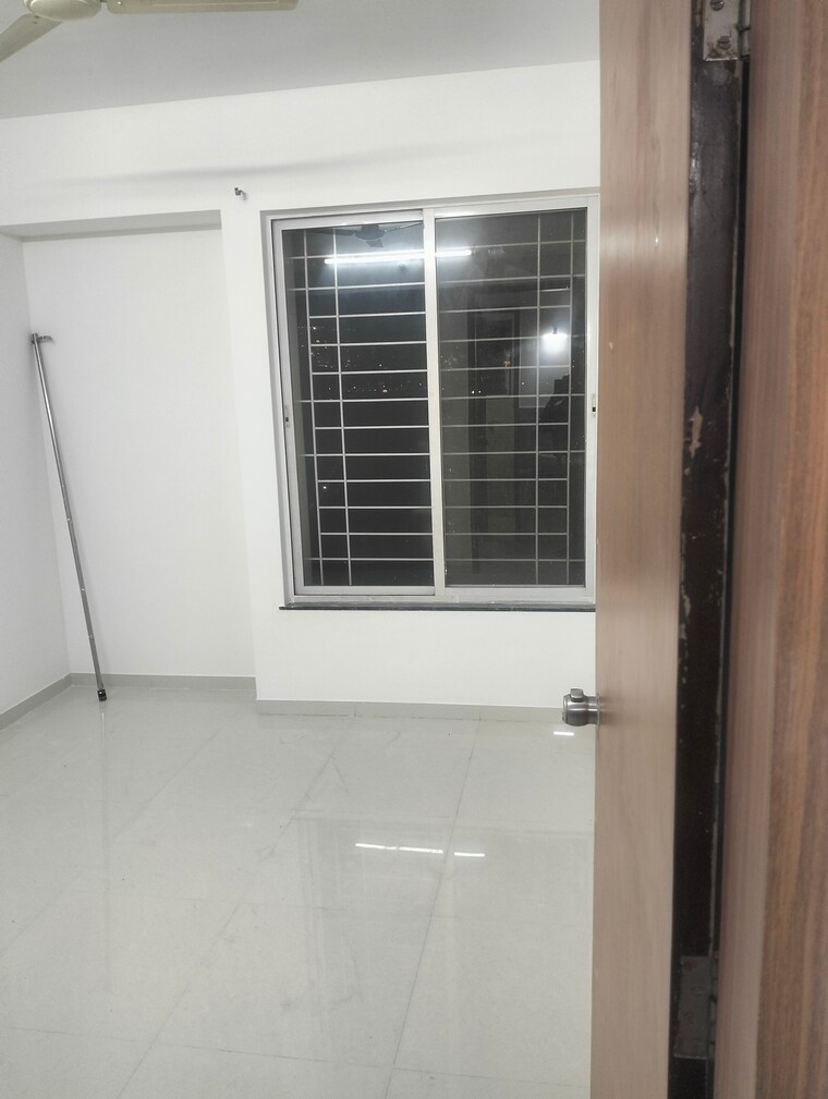 Bathroom, green-valley-chs 3 Bedroom 1800 Sq.Ft. Apartment In Wanwadi Pune 9661270