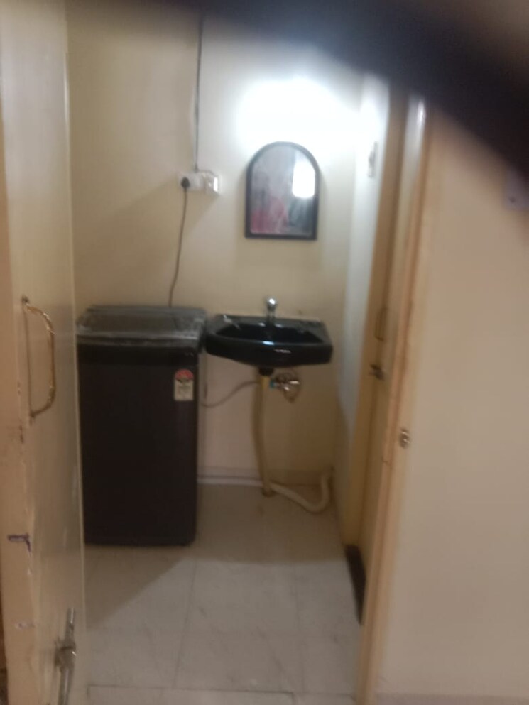 Bathroom, goel-ganga-hamlet 2 Bedroom 1250 Sq.Ft. Apartment In Viman Nagar Pune 9661274