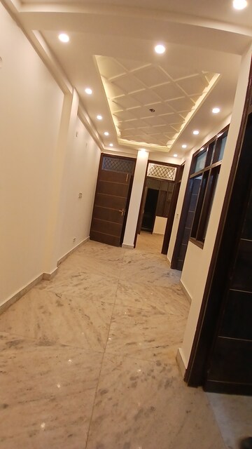 Building Lobby in 3 BHK Apartment at Zakir Nagar – for Sale