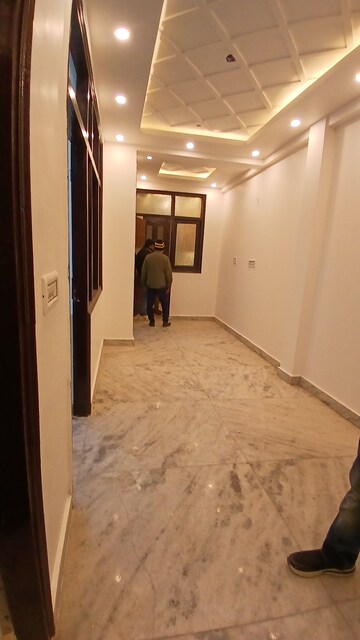  3 BHK Apartment at Zakir Nagar – for Sale