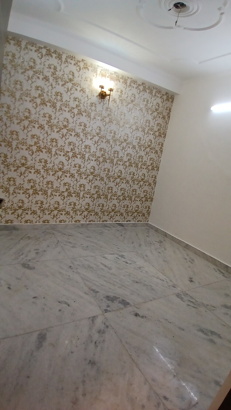 Bedroom, zakir nagar 3 Bedroom 900 Sq.Ft. Apartment In Zakir Nagar Delhi 9661282