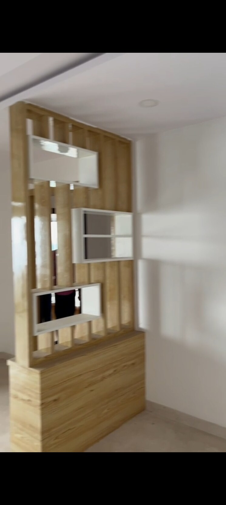 Kitchen, embassy-icon 3 Bedroom 2500 Sq.Ft. Apartment In Infantry Road Bangalore 9661301