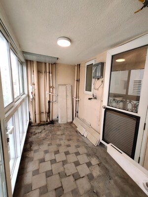  4 BHK Apartment at Enchante Apartment, Khar West – for Sale