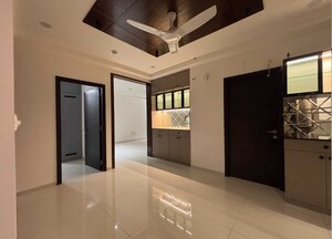 Room in 2 BHK Apartment at Rajapushpa Provincia, Narsingi – for Rent