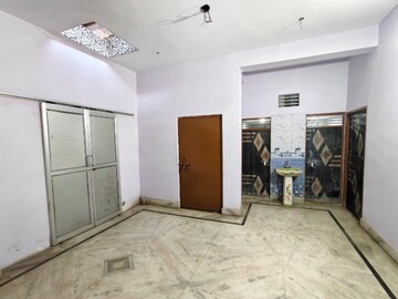 Living Room in 3 BHK Independent House at Jeoni Mandi – for Rent