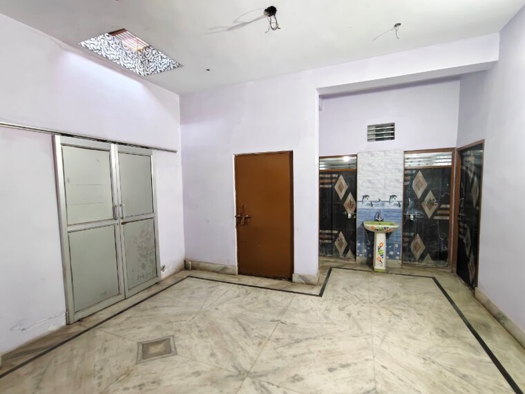 Living Room, jeoni mandi 3 Bedroom 1100 Sq.Ft. Independent House In Jeoni Mandi Agra 9661333