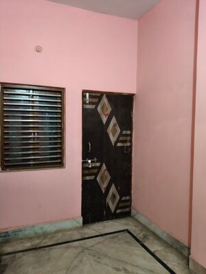 Bedroom in 3 BHK Independent House at Jeoni Mandi – for Rent