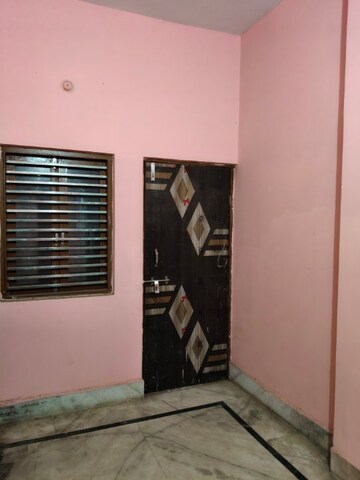 Bedroom in 3 BHK Independent House at Jeoni Mandi – for Rent