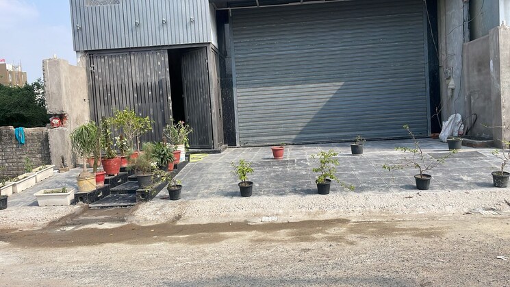 Exterior View, gomti nagar Commercial Office Space 2000 Sq.Ft. In Gomti Nagar Lucknow 9661342