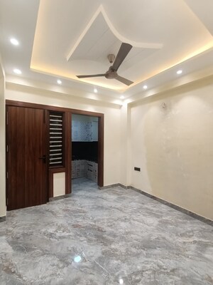 1 BHK Builder Floor For Rent in Saket