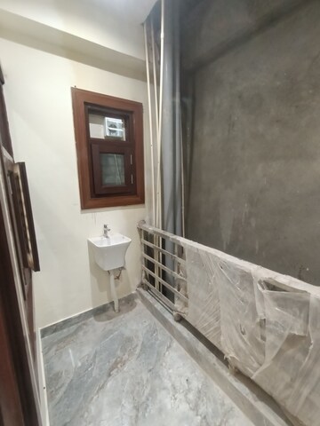 Balcony in 1 BHK Builder Floor at Saket – for Rent