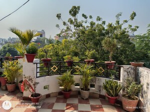 1 BHK Independent House – Garden View at Gomti Nagar - for Rent