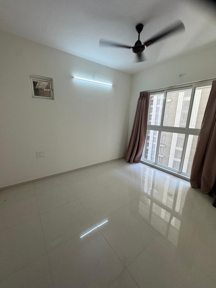 Room, lodha-amara 1 Bedroom 446 Sq.Ft. Apartment In Kolshet Road Thane 9661361