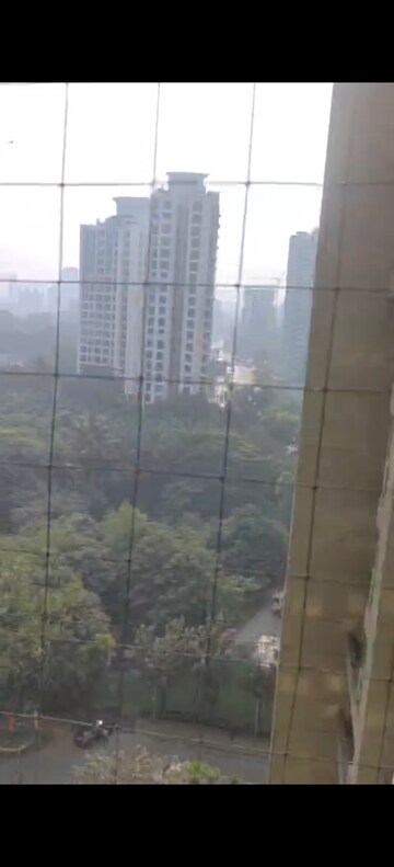 Bathroom in 1.5 BHK Apartment at Lodha Amara, Kolshet Road – for Sale