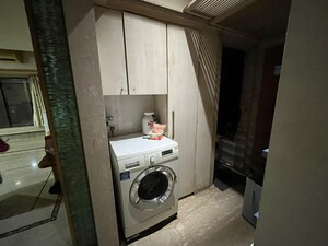 Bathroom in 3 BHK Apartment at Parinee Anand Villa, Santacruz West – for Sale