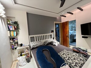 Team Area in 3 BHK Apartment at Parinee Anand Villa, Santacruz West – for Sale