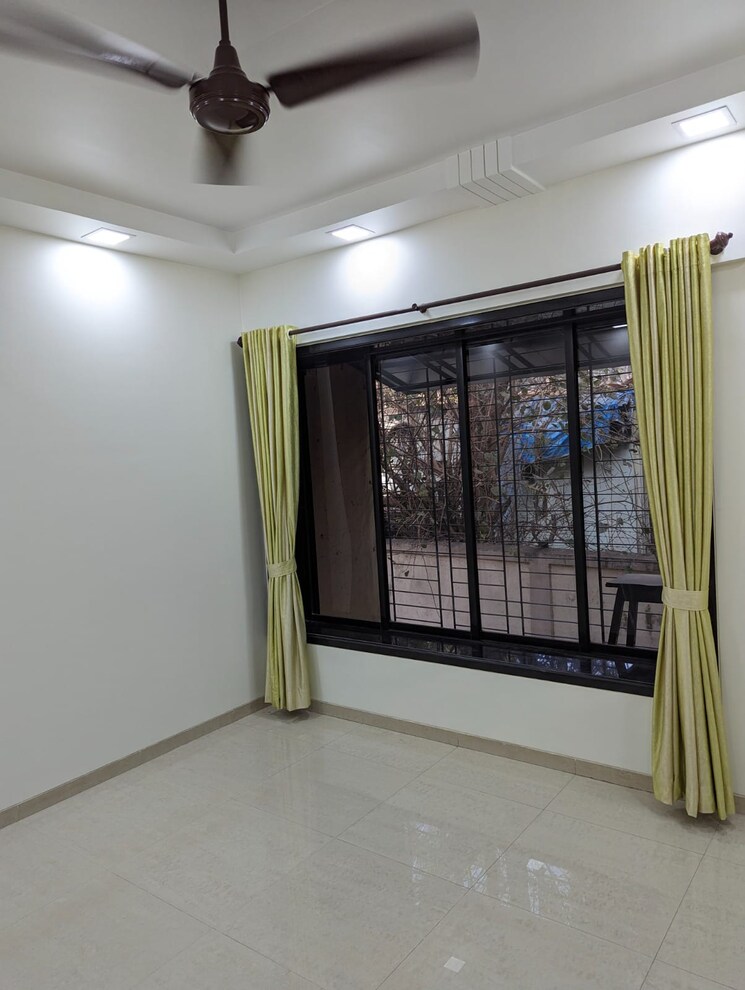 Room, vaastu-omkar 1 Bedroom 450 Sq.Ft. Apartment In Vile Parle East Mumbai 9661379