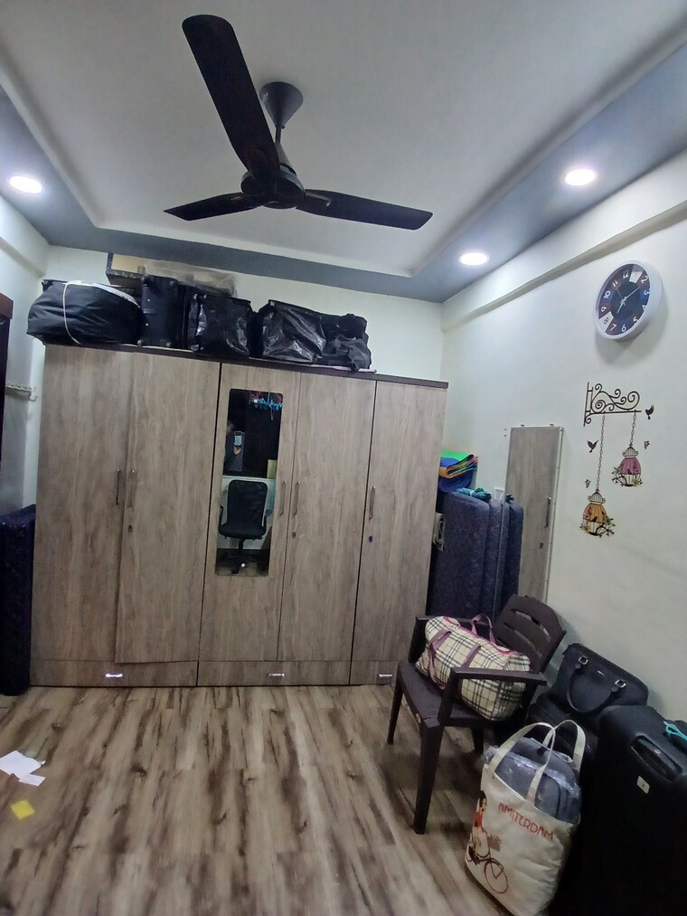  Parking, gokuldham-chs-goregaon 1 Bedroom 450 Sq.Ft. Apartment In Goregaon East Mumbai 9661389