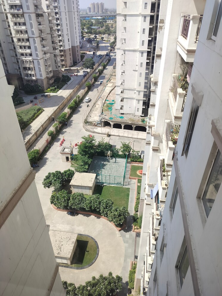 Balcony, ramprastha-city-the-atrium 3 Bedroom 1285 Sq.Ft. Apartment In Sector 37d Gurgaon 9661412