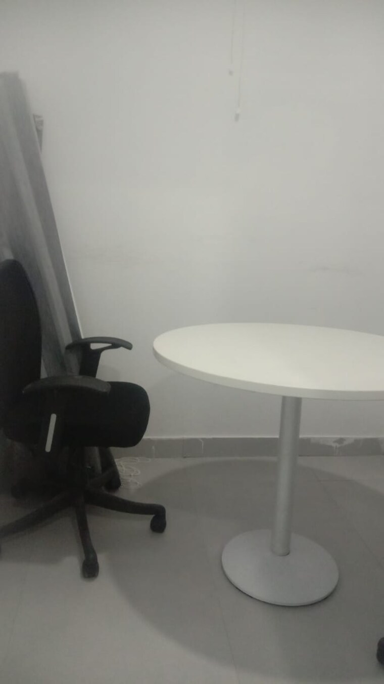 Bathroom, assotech-business-cresterra Commercial Office Space 690 Sq.Ft. In Sector 135 Noida 9661424