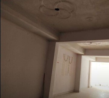 Room in  Office Space at Naka Hindola – for Rent