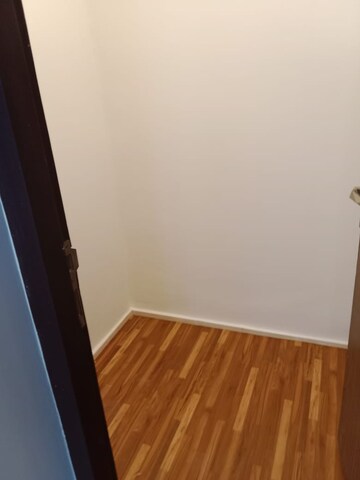 Furnished Amenities in 3 BHK Apartment at Ekta Tripolis, Goregaon West – for Rent