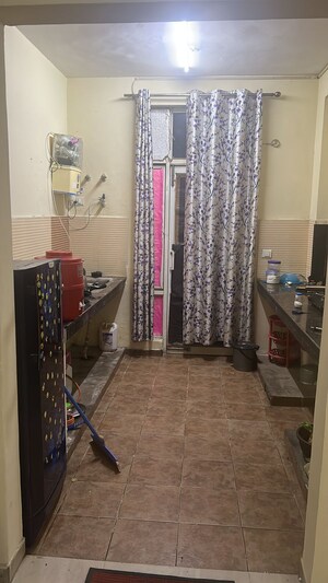 Bedroom in 2.5 BHK Apartment at Rohtas Plumeria, Gomti Nagar – for Rent