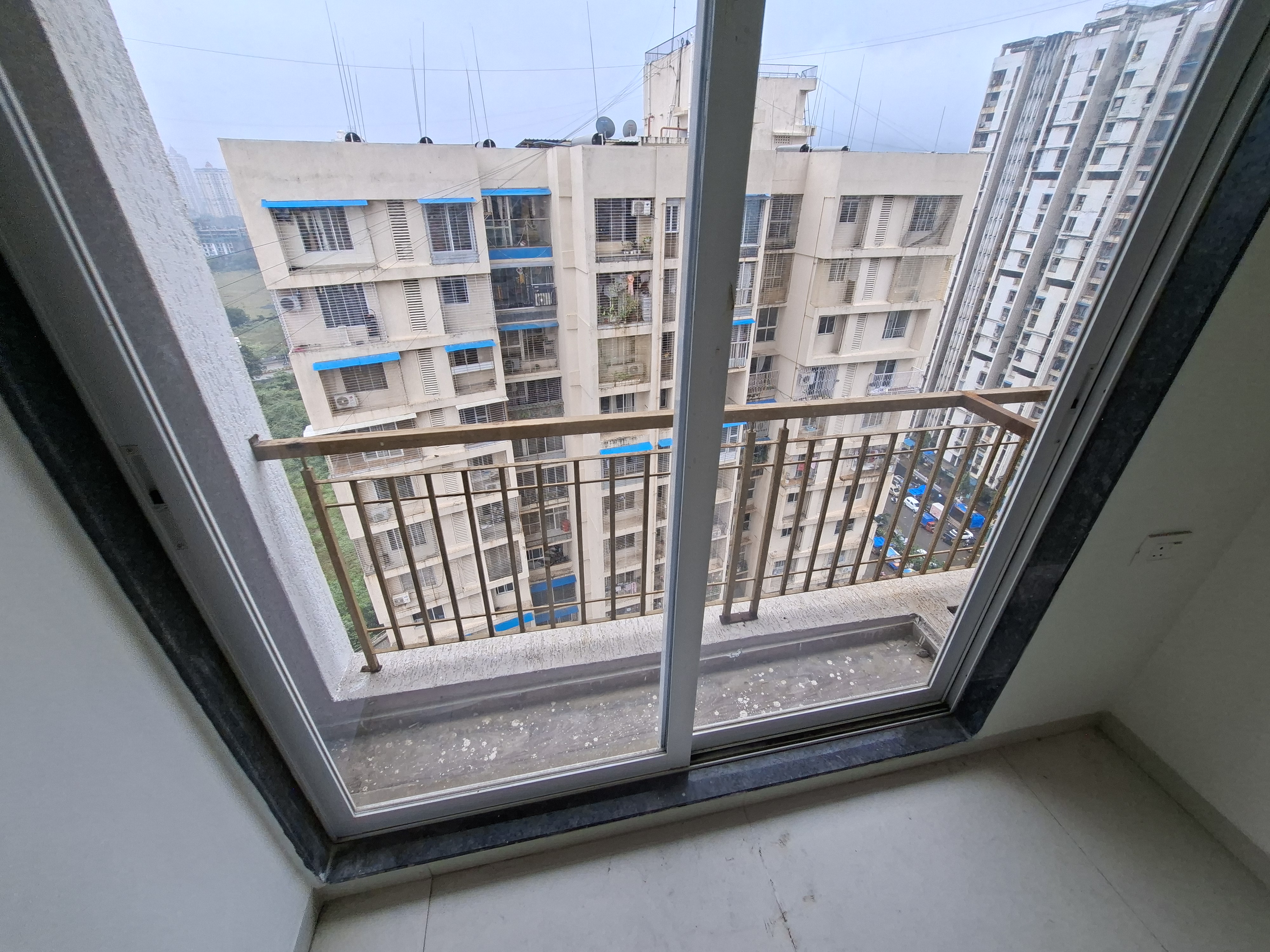 2 BHK + Extra Room Apartment For Rent in Godrej Emerald