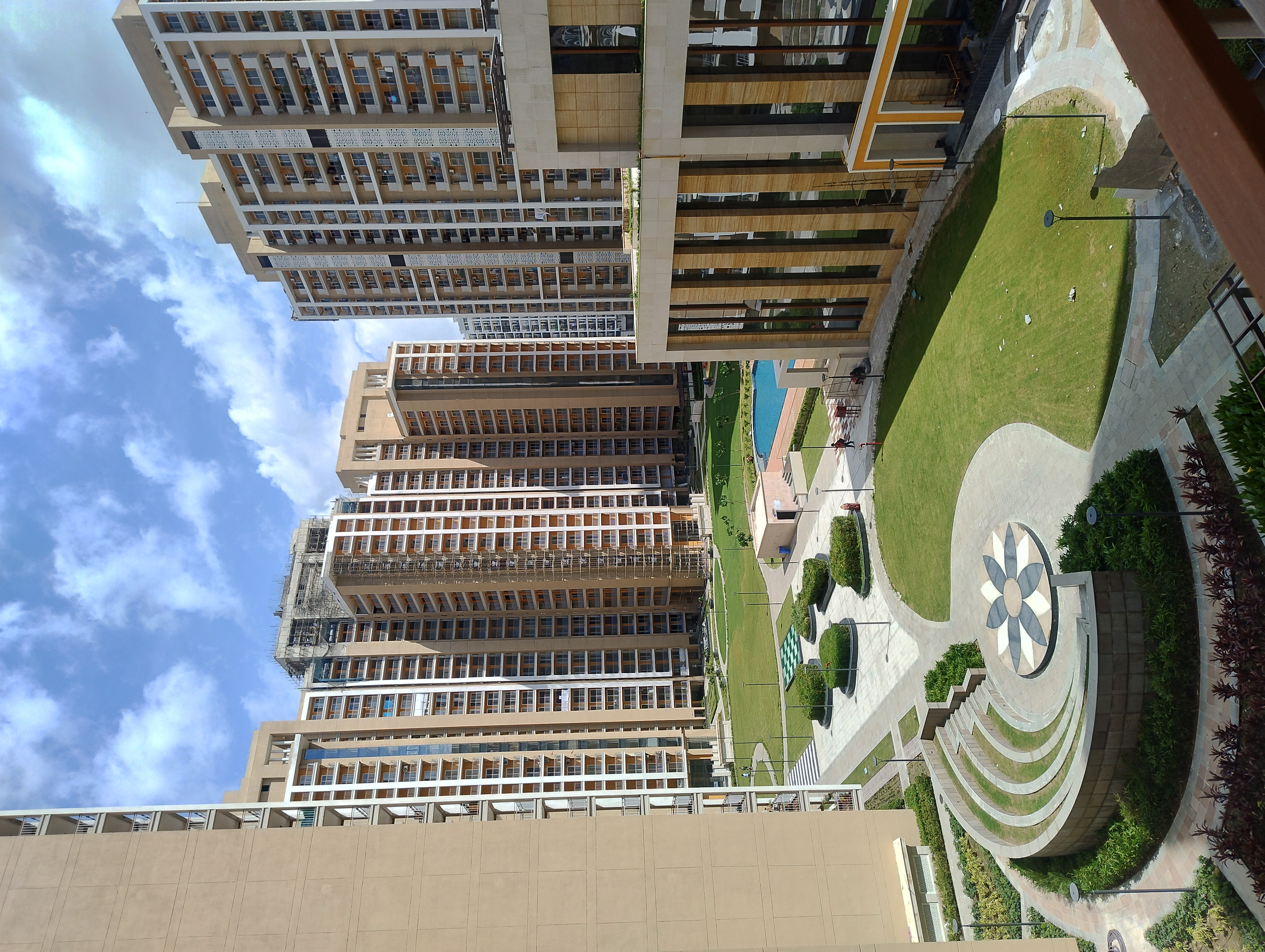 4 BHK + Extra Room 2460 Sq.Ft. Apartment in Rishita Manhattan