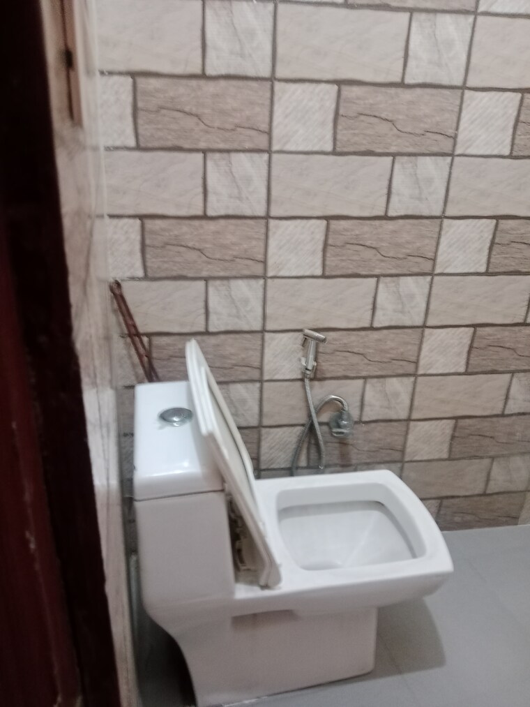 Bathroom, krishanpura 2 Bedroom 900 Sq.Ft. Builder Floor In Krishanpura Panipat 9661482