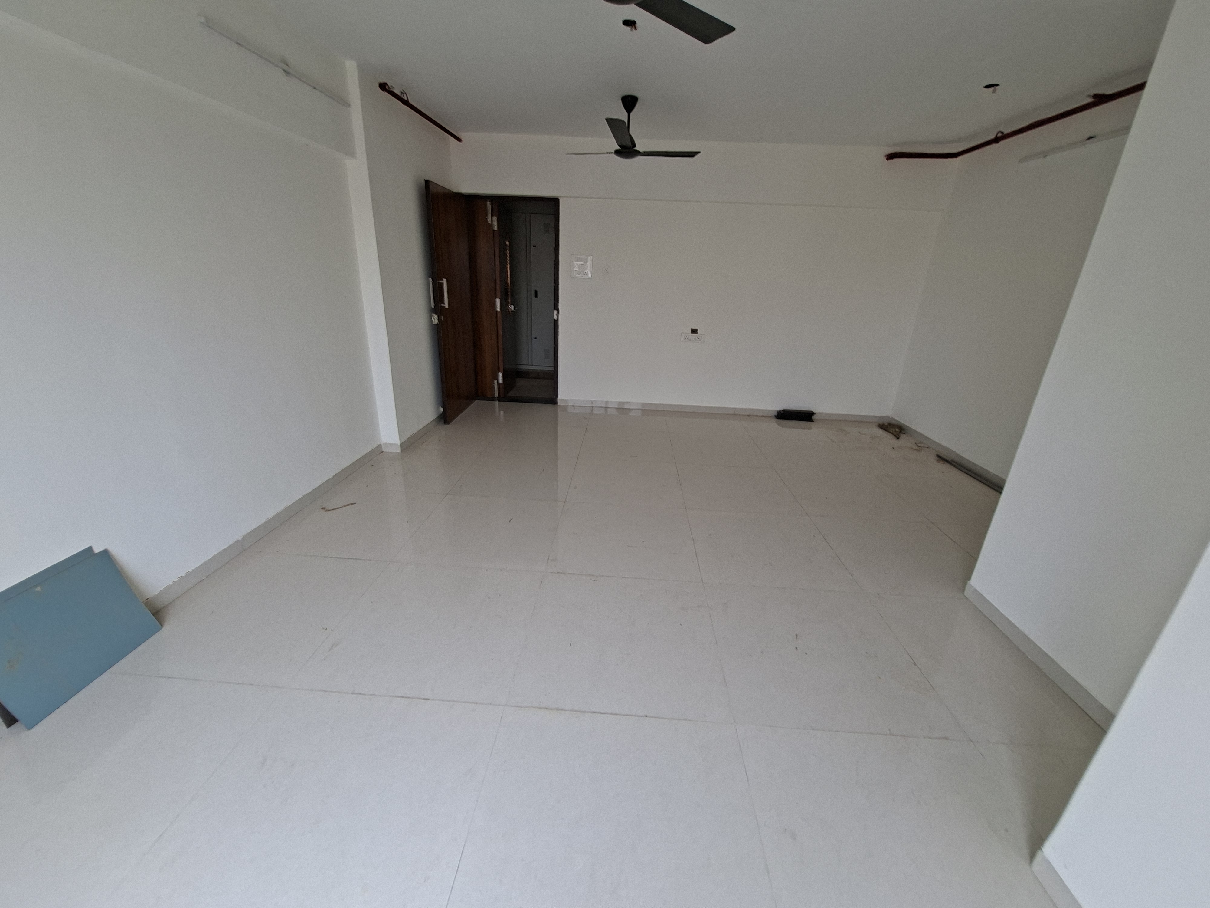2 BHK + Extra Room Apartment For Rent in Godrej Emerald
