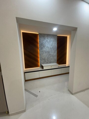 Room in 4 BHK Apartment at Sobha Indraprastha, Rajaji Nagar – for Rent