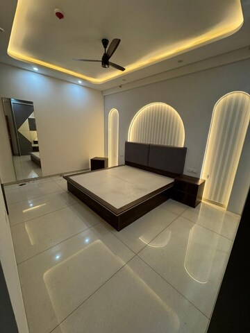 Team Area in 4 BHK Apartment at Sobha Indraprastha, Rajaji Nagar – for Rent