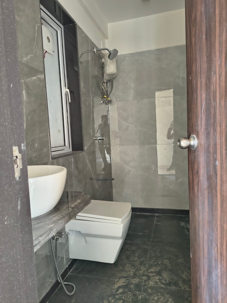 Bathroom, sanjar-fortune-heights 2 Bedroom 555 Sq.Ft. Apartment In Kandivali West Mumbai 9661496