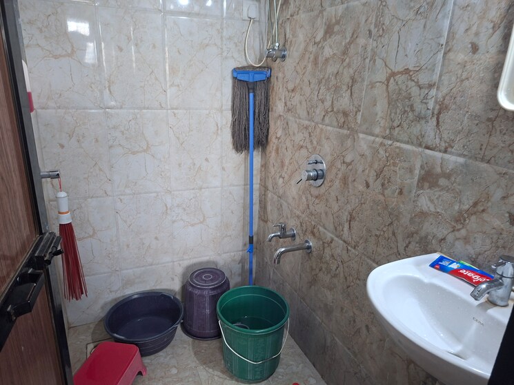 Bathroom, vihang-valley-phase-3 1 Bedroom 465 Sq.Ft. Apartment In Kasarvadavali Thane 9661520